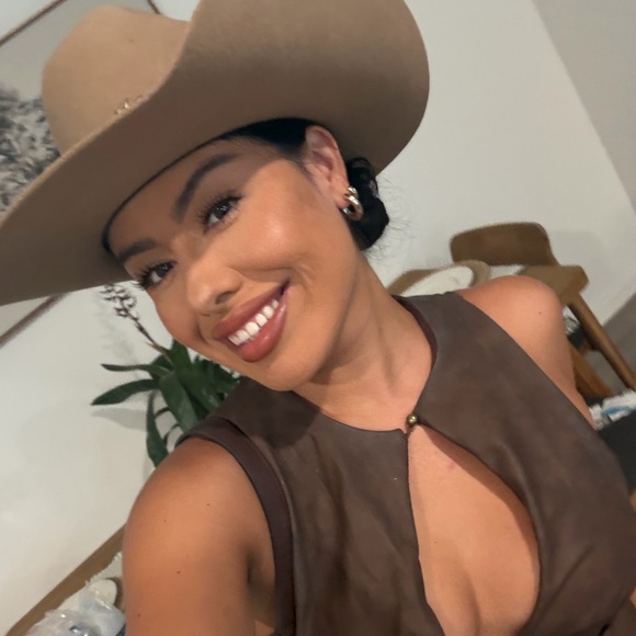 elainechavez39